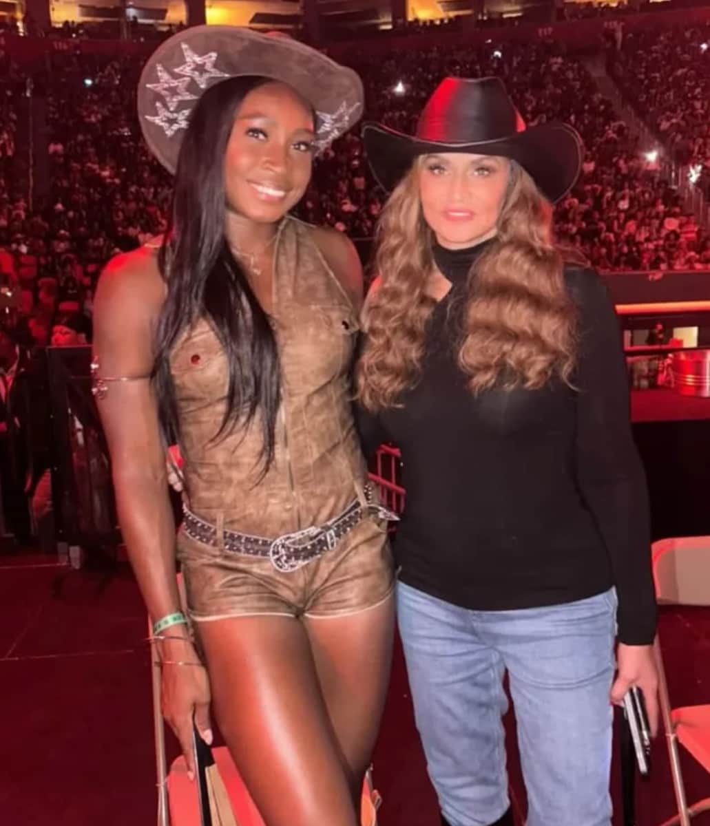 Coco Gauff turns heads next to Tina Knowles in jaw-dropping cowboy fit at Beyoncé’s Atlanta concert