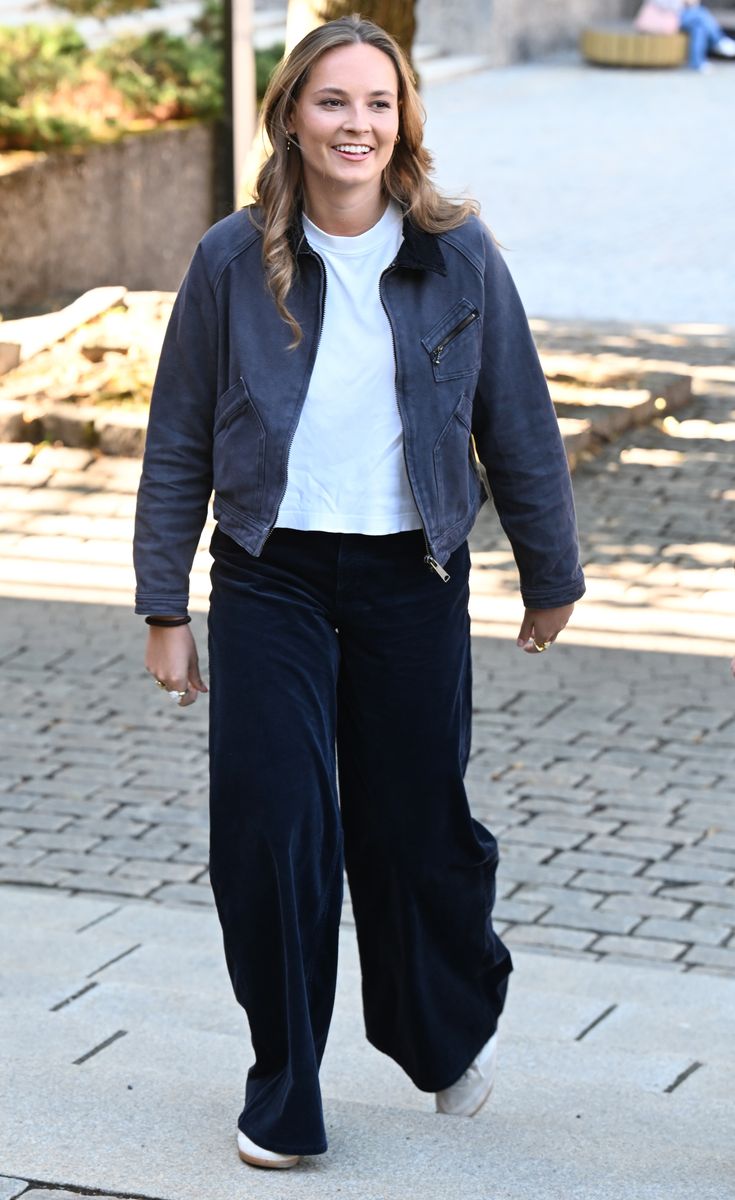 Princess Ingrid Alexandra arrives at the University of Oslo for the start of her exchange semester.
