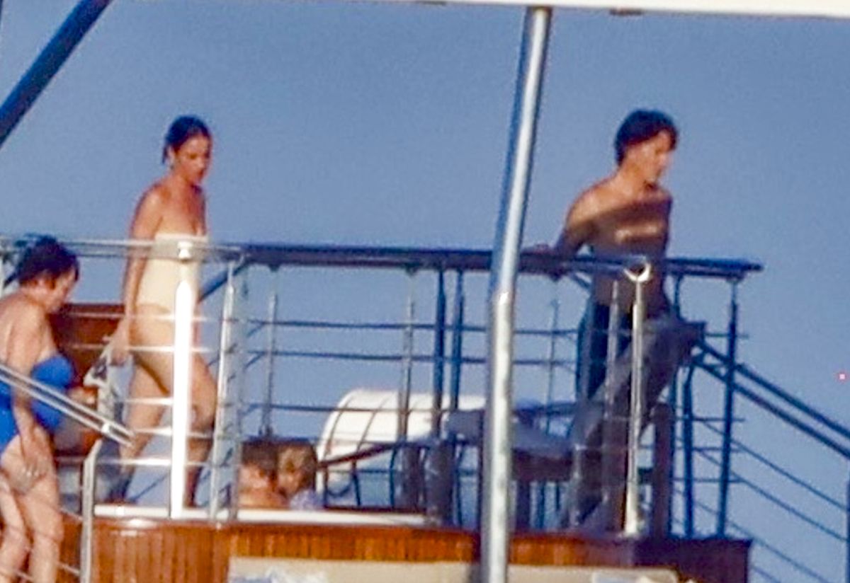 Katy Perry and Justin Trudeau were seen enjoying themselves aboard a yacht