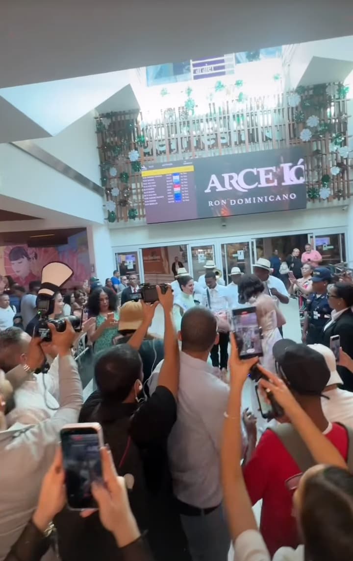 From the moment she stepped off the plane, the atmosphere reflected the country’s signature warmth.