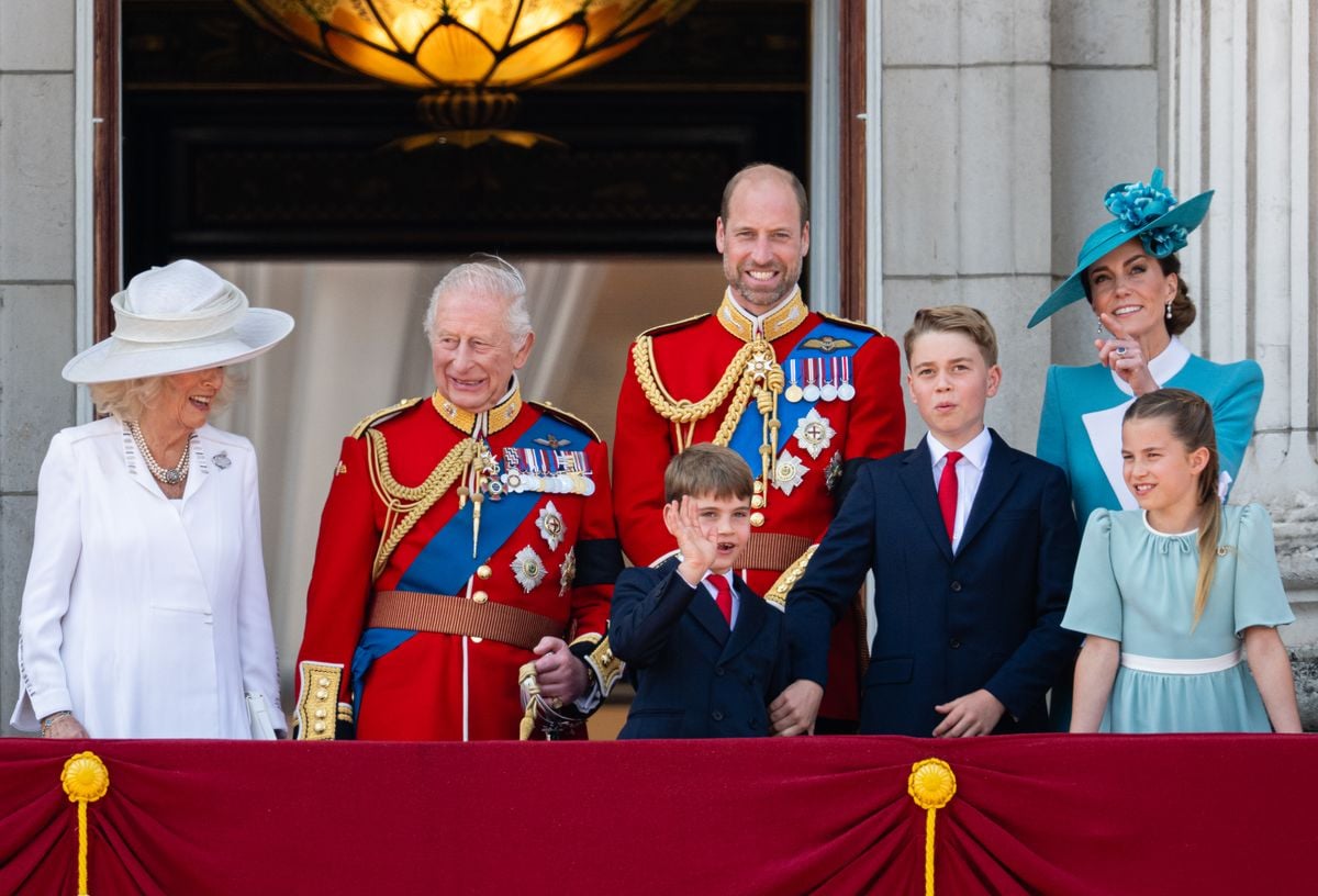 LONDON, ENGLAND - JUNE 14: Queen Camilla, King Charles III, Prince Louis of Wales, Prince William, Prince of Wales, Prince George of Wales, Catherine, Princess of Wales and Princess Charlotte of Wales during Trooping The Colour 2025 on June 14, 2025 in London, England. Trooping The Colour is a ceremonial parade celebrating the official birthday of the British Monarch. The event features over 1,400 soldiers and officers, accompanied by 200 horses. More than 400 musicians from ten different bands and Corps of Drums march and while performing. (Photo by Samir Hussein/WireImage)