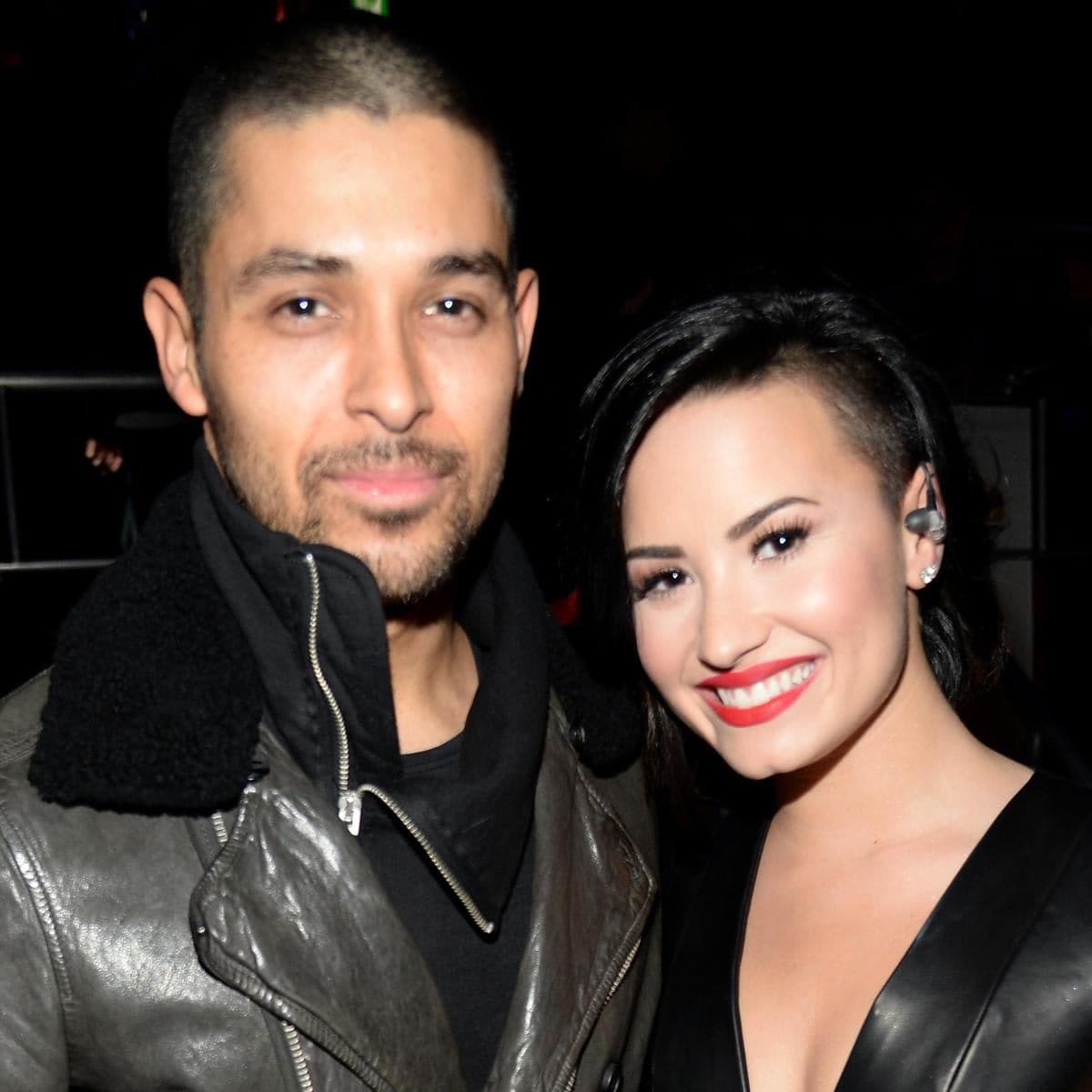 KIIS FM's Jingle Ball 2014 Powered by LINE   Backstage