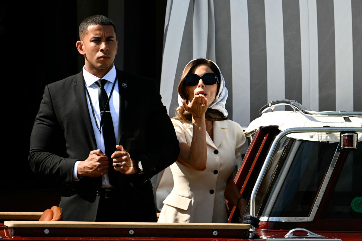 Lauren Sánchez Channels Old Hollywood Glamour in Dior Ahead Of Her Wedding To Jeff Bezos
