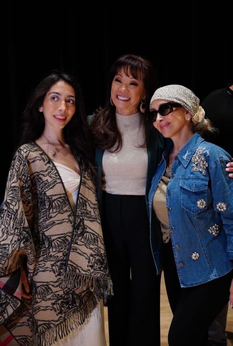 Other celebrities present during rehearsals included Alisun and legendary Peruvian performer Mimy Succar,