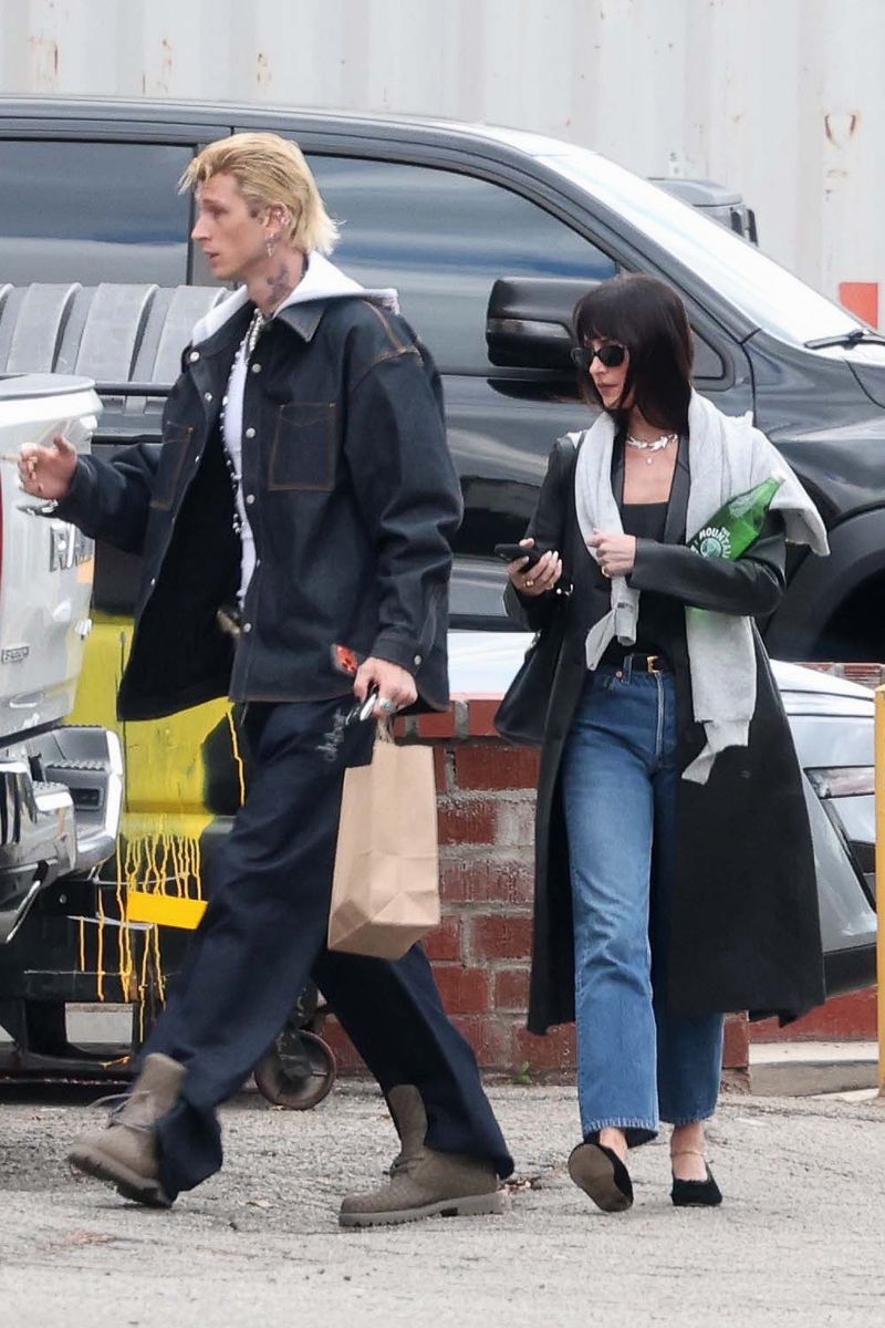 Dakota Johnson has found an unexpected music partner in Machine Gun Kelly as he encourages her to sing