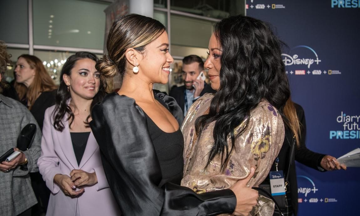 Selenis Leyva and Gina Rodriguez