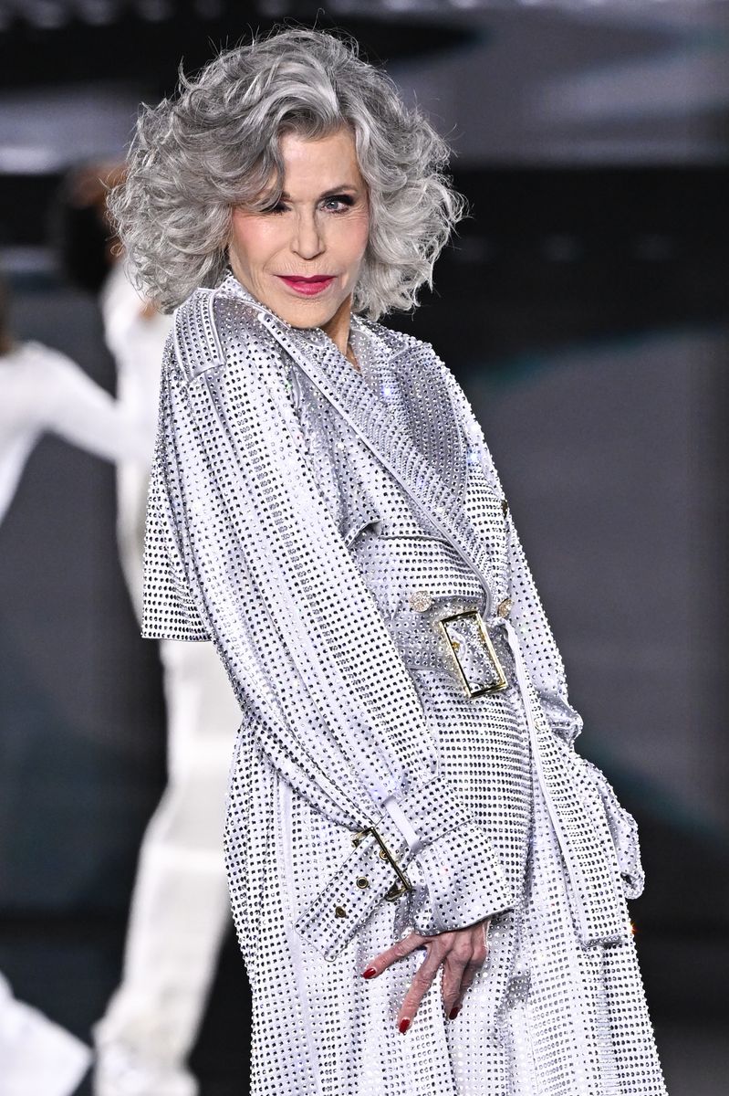 Fonda’s reflections come alongside a candid recounting of her youth, which was marked by hardship and loss.