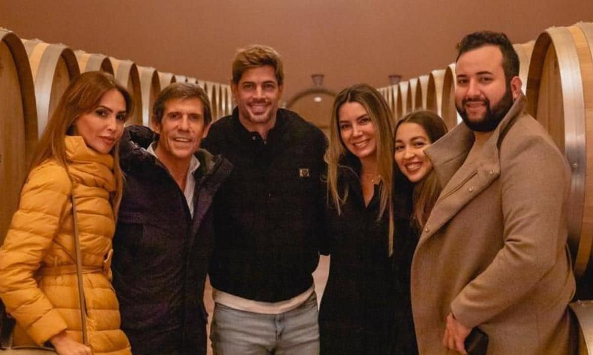 William Levy y Elizabeth Gutiérrez en Bodegas Emilio Moro