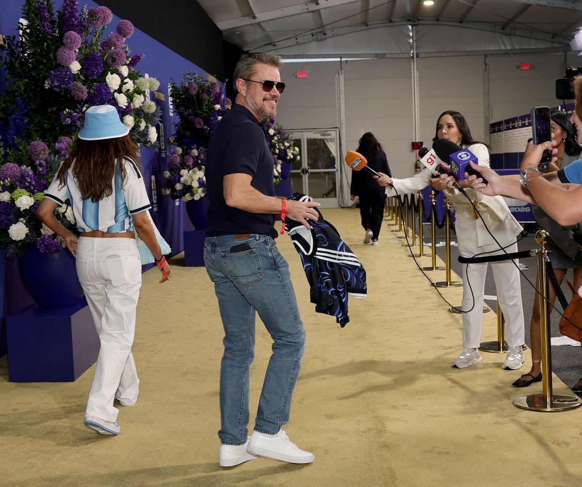 Matt Damon and Luciana Barroso arrived at MetLife Stadium for the 2026 FIFA World Cup Final between Argentina and Spain