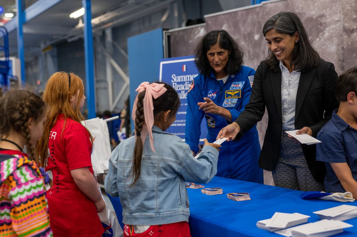 Second Lady Usha Vance hosts an event for her Summer Reading Challenge with NASA Astronaut Suni Williams at the NASA Headquarters in Houston, Texas on Monday, August 4th, 2025.  (Official White House Photo by Harrison Koeppel)