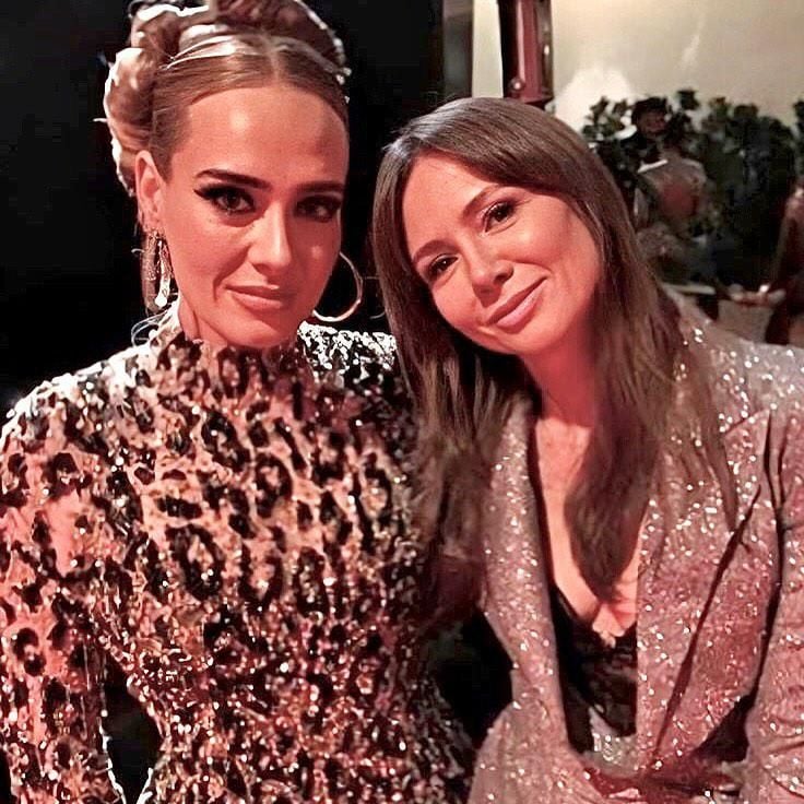 Adele in a selfie with her personal trainer