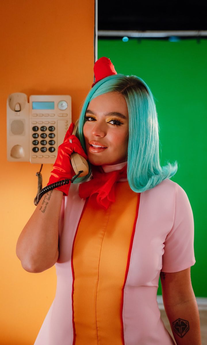 Karol G releases her new album "KG0516" alongside her new music video "El Makinon"