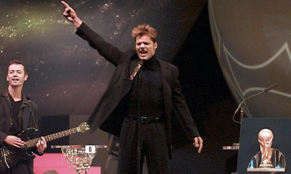 1998: Ricky Martin "La Copa de la Vida"