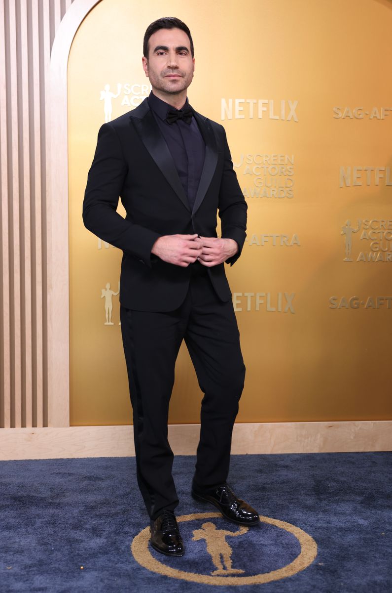 Brett Goldstein at the 31st Screen Actors Guild Awards 