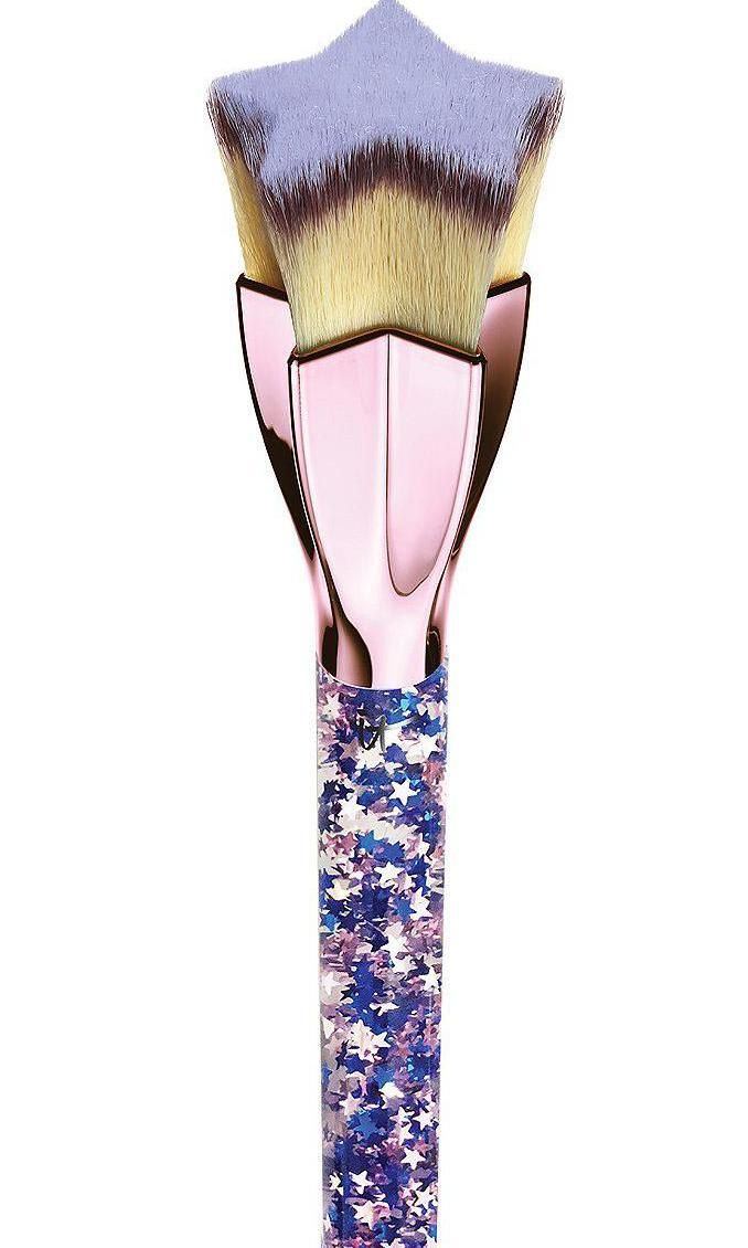 IT Brushes For ULTA You're a StarMultitasking Foundation Brush