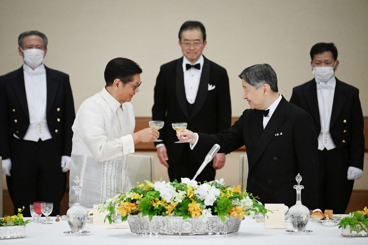Japanese Emperor Naruhito and the Philippines' President Ferdinand Marcos Jr. at the State Banquet