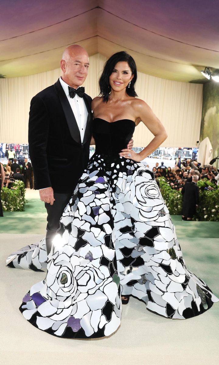 Jeff Bezos and Lauren Sanchez