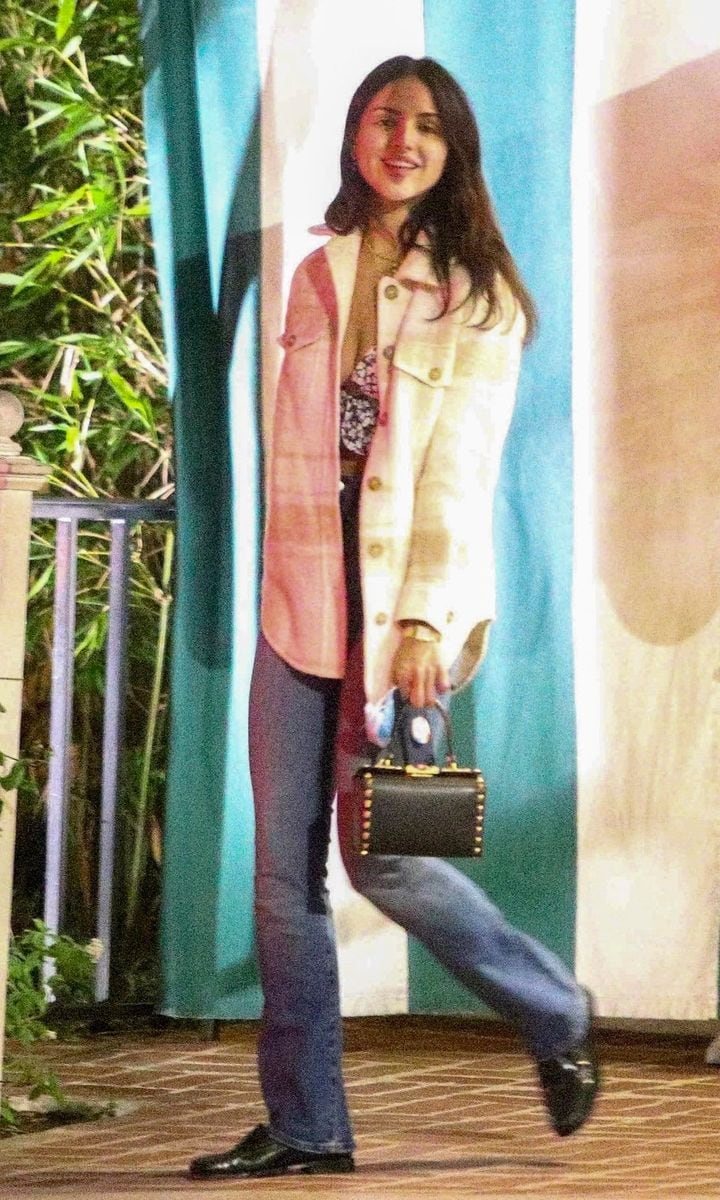 Eiza González outing