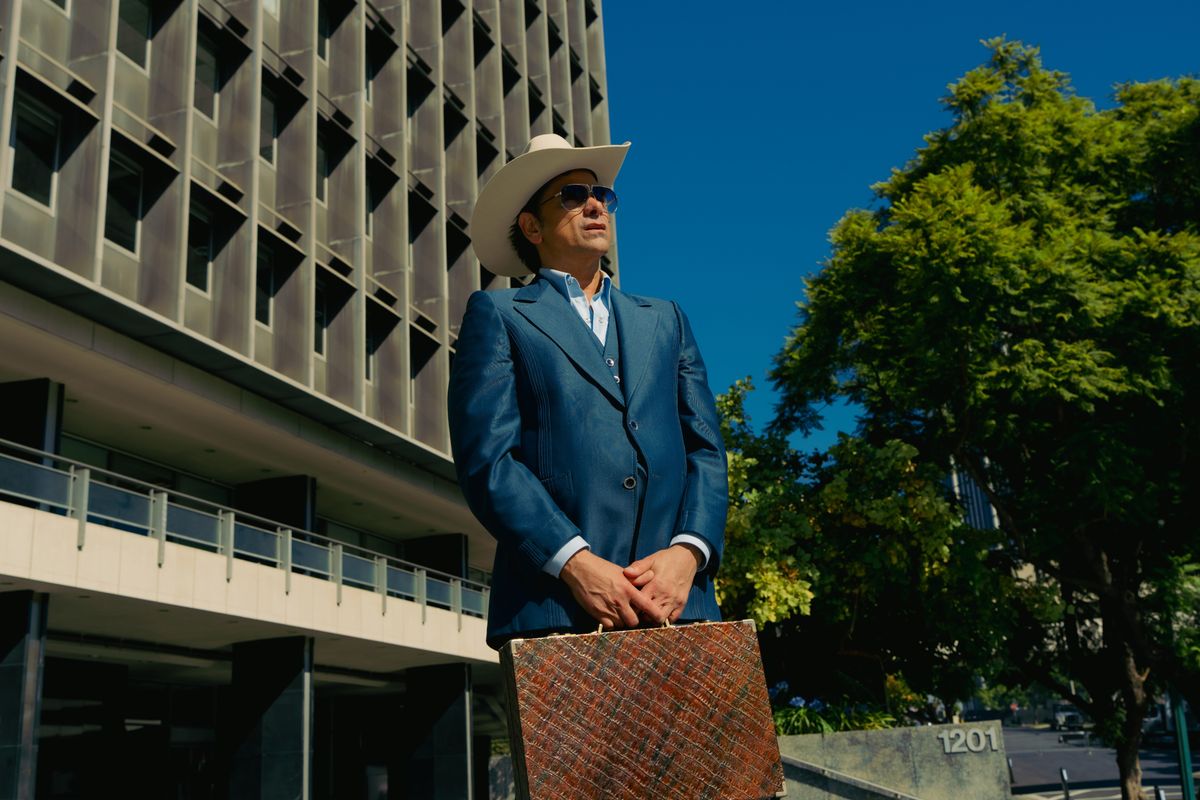 John Stamos as Dr. Dusty Magic