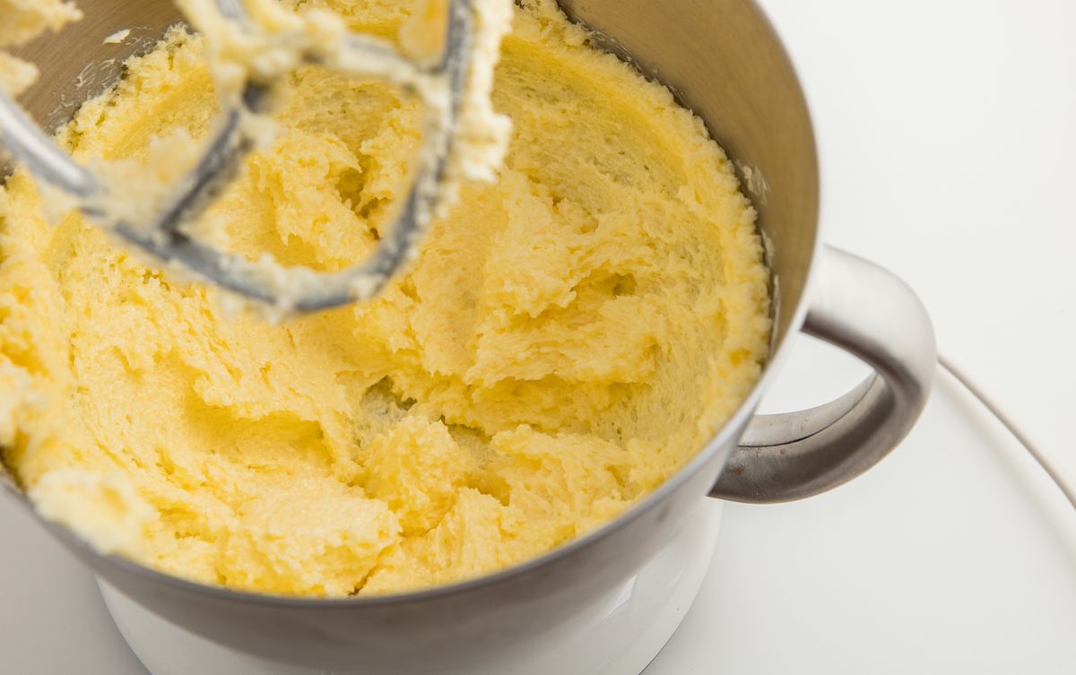 Turn a box of yellow cake mix into 7 easy fruit-and-spice recipes, including peach cobbler, waffles, cinnamon rolls, apple cake, and more.
