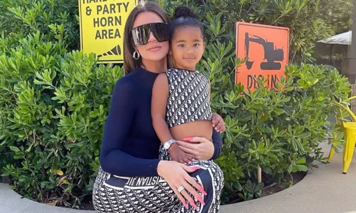 Khloe Kardashian and True