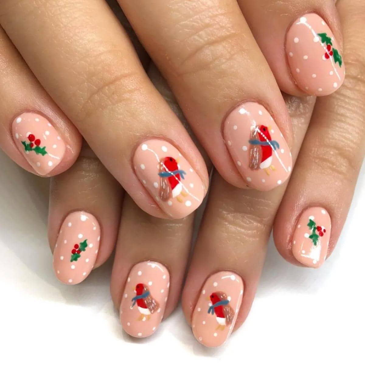 Ten Christmas-inspired nail art you might wish you could wear the whole year