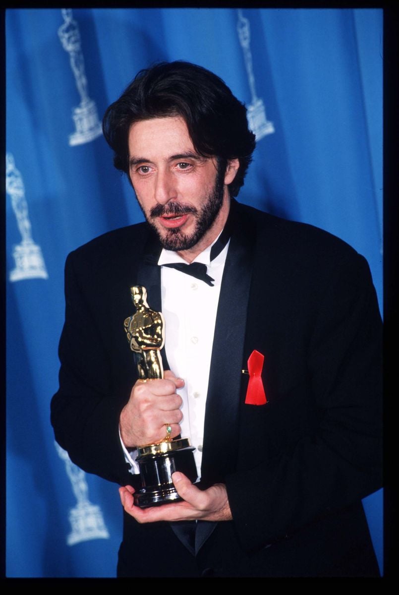 l Pacino stands with his Oscar at the Academy Awards March 29, 1993 in Los Angeles, CA.
