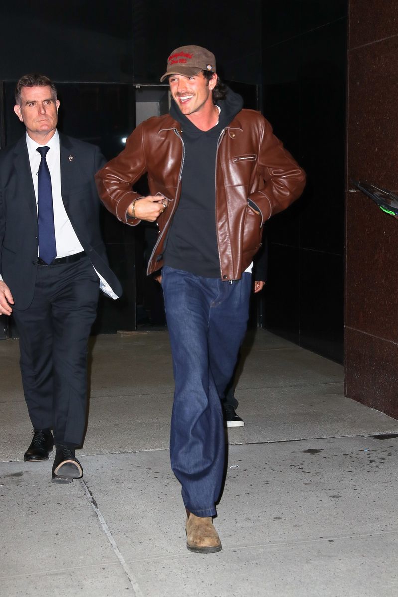 Elordi often mixes leather jackets, hoodies, and loose-fit denim into his signature off-duty uniform.