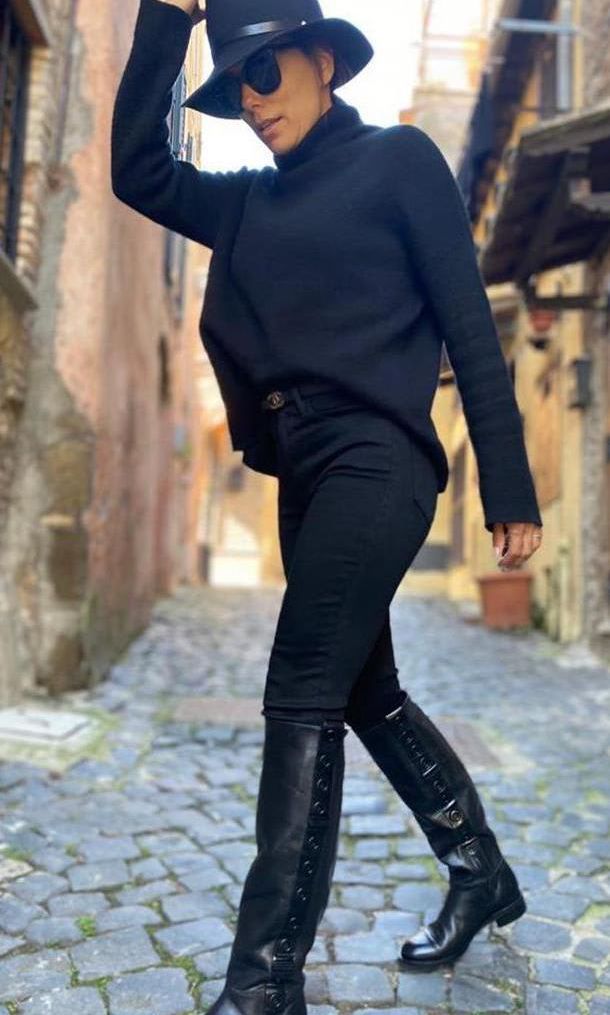 Eva Longoria, walking Paris