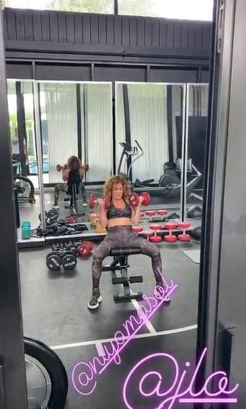 Jennifer Lopez works out at home