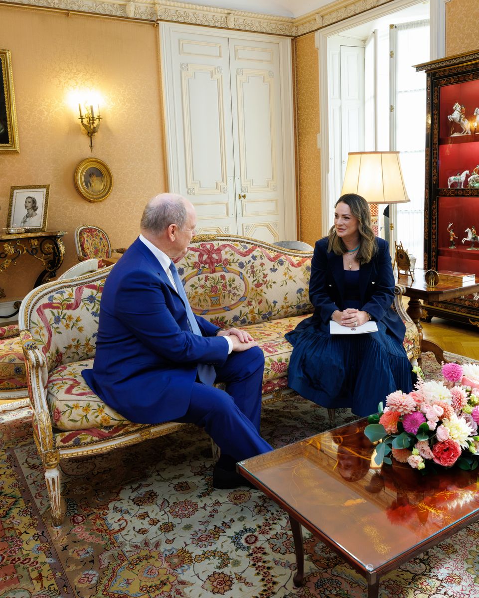 Ana Maria Pesantes Salazar presented her credentials to Prince Albert II as Ecuador’s ambassador to Monaco.