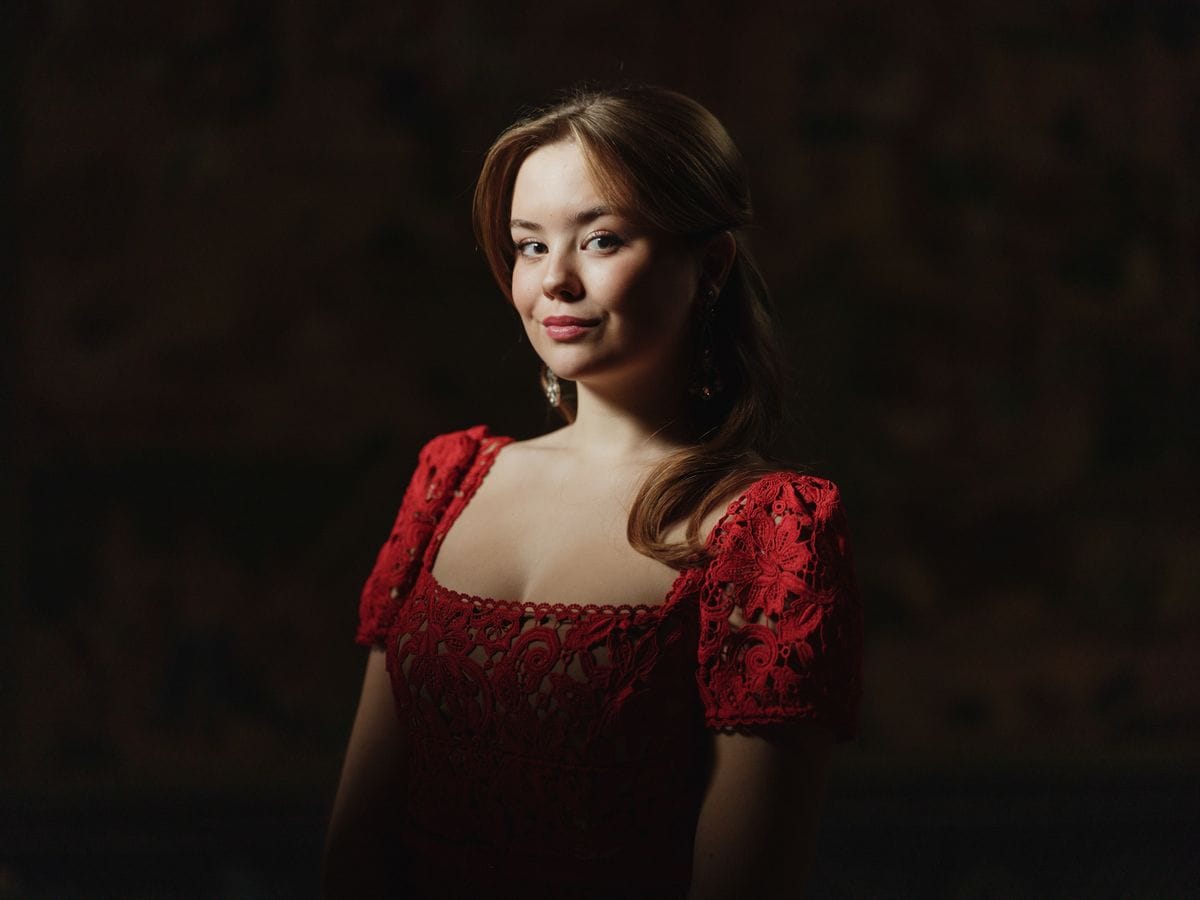 The new photos of Ariane of the Netherlands for her 18th birthday: this is the most low-key daughter of King Willem-Alexander and Queen Máxima