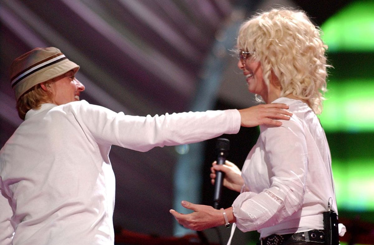 Ellen DeGeneres & Cher during the 2002 VH1 Divas Las Vegas Concert to Benefit the VH1 Save the Music Foundation