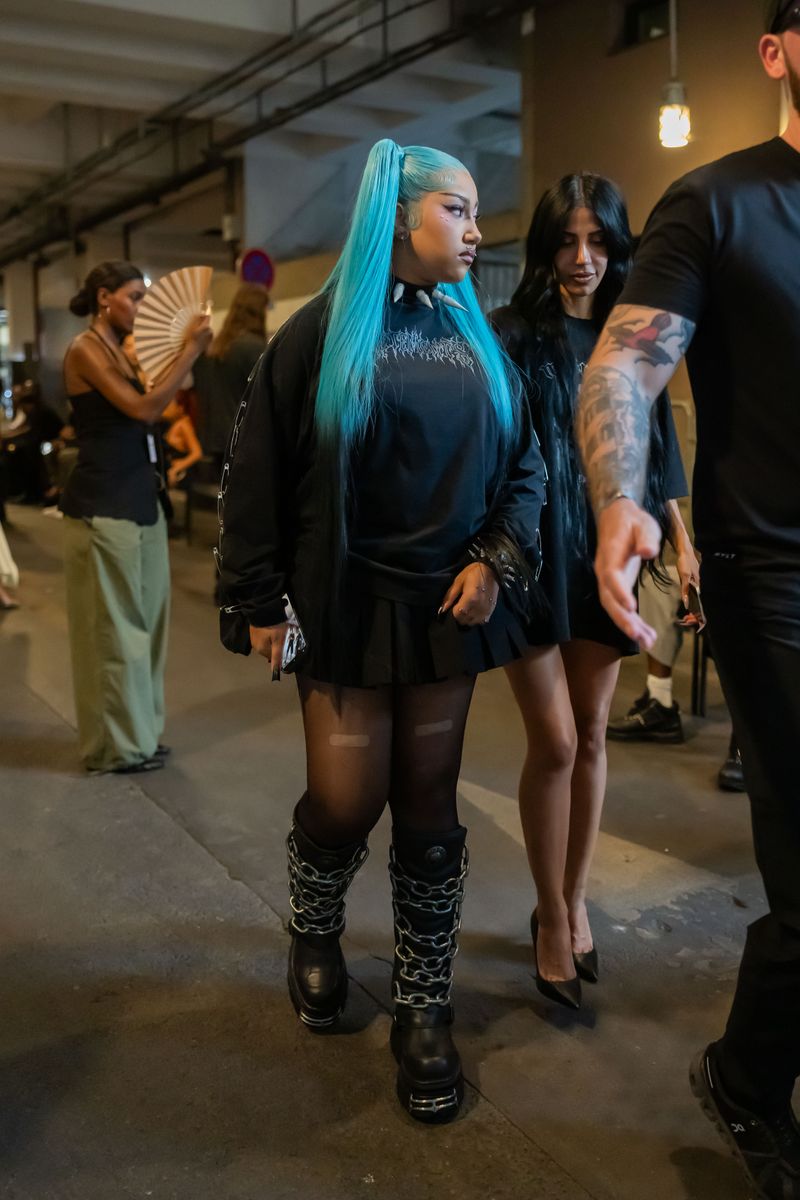 Because of the song's emotional subject matter, many viewers interpreted the lyrics as unusually mature for a 13-year-old artist.