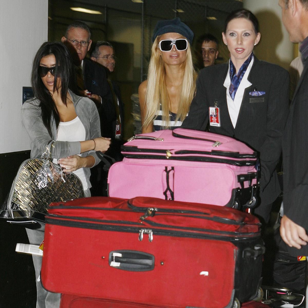 Paris Hilton Arrives at Sydney Airport   December 28,2006
