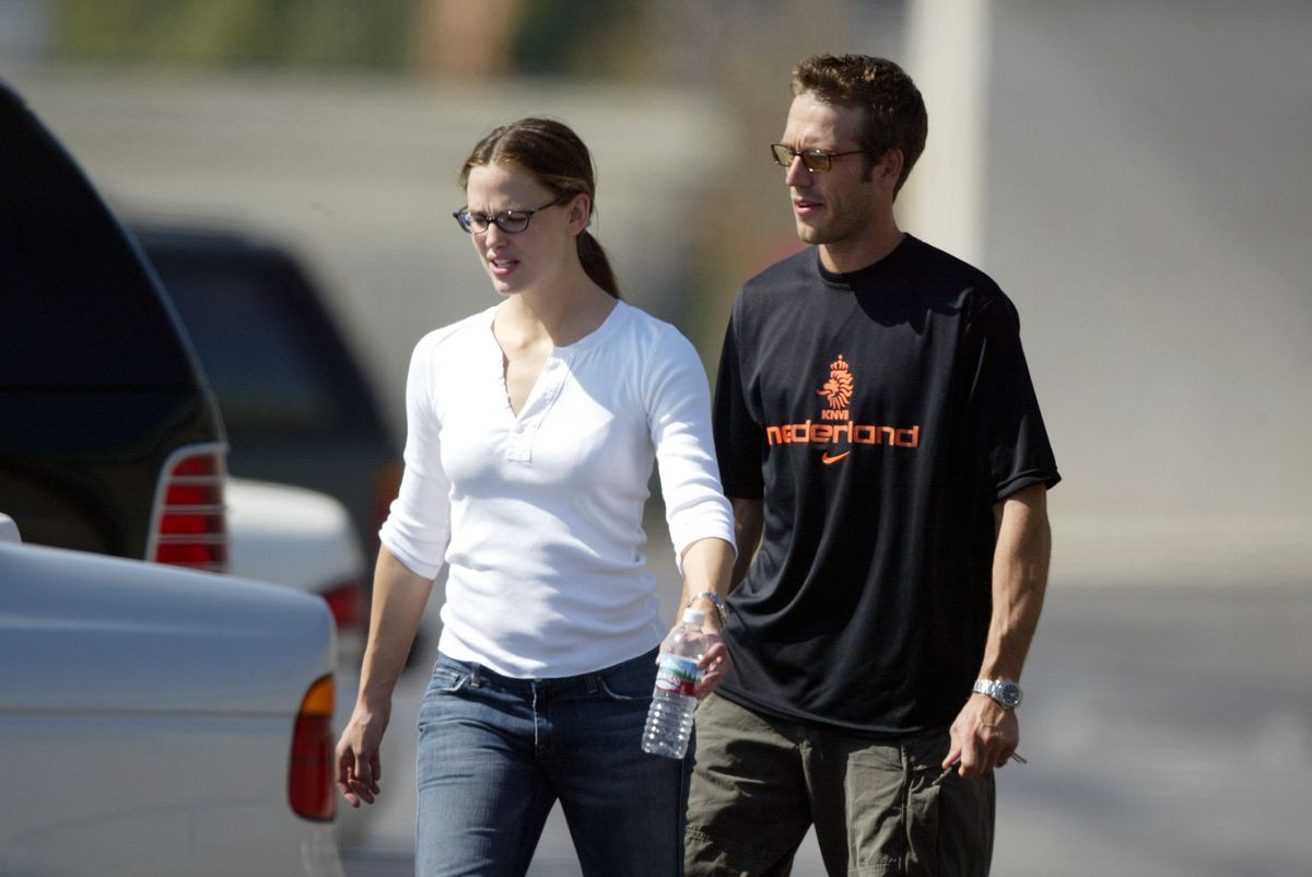 Jennifer Garner and Michael Vartan are seen on October 12, 2003 in Los Angeles, California.