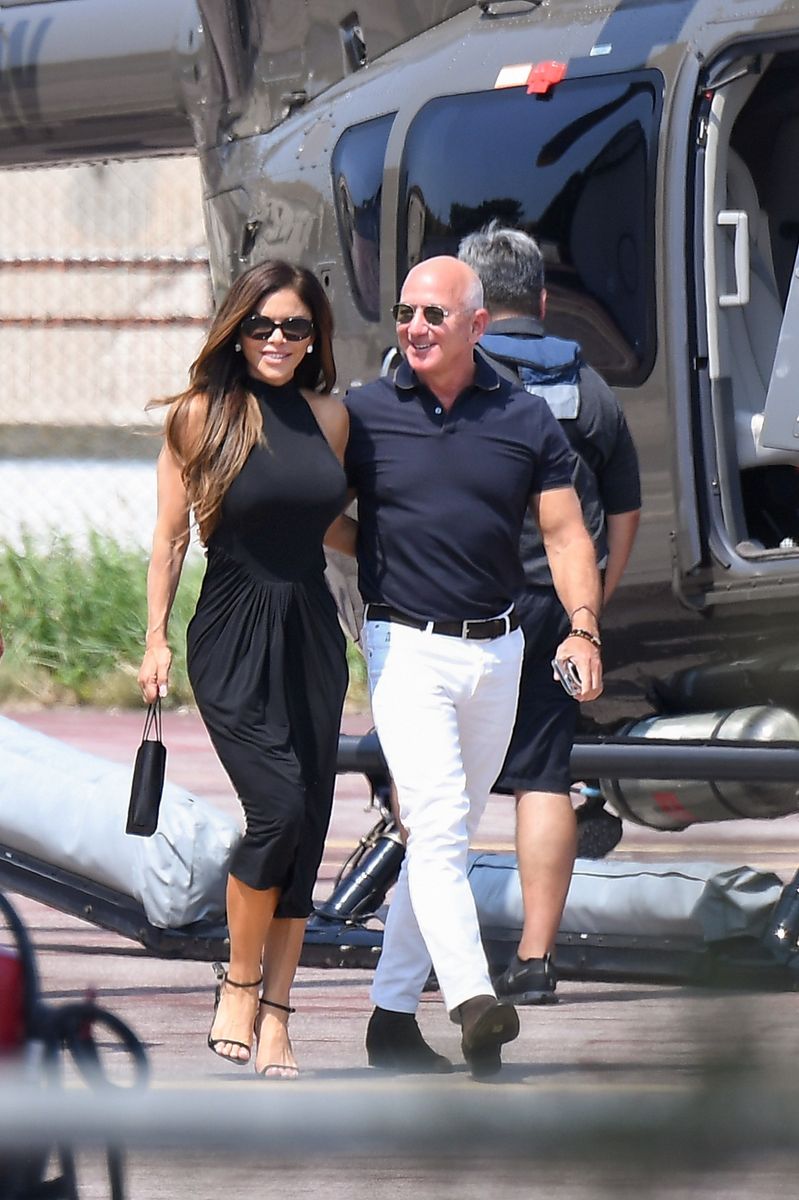 Lauren Sanchez's wedding celebration: Her stunning looks with Jeff Bezos in Venice 
