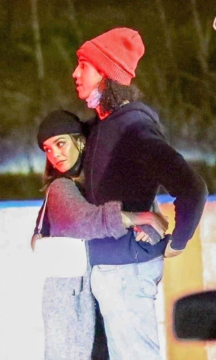 Vanessa Hudgens hugs man in Los Angeles after 'date night'