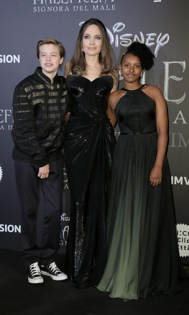 Angelina attended the European premiere with daughters Shiloh and Zahara
