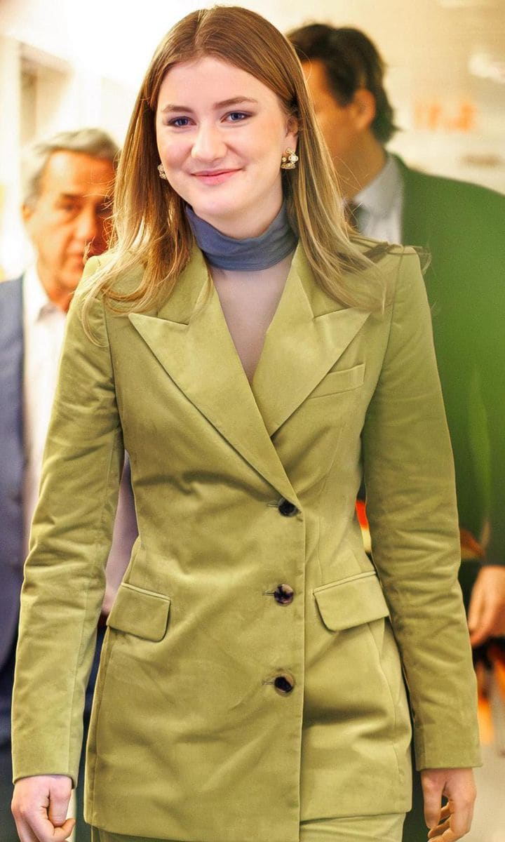 Princess Elisabeth of Belgium is studying “History & Politics” at a college in the UK