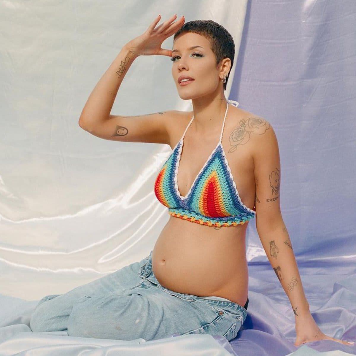 Halsey posts photos announcing her pregnancy on Instagram