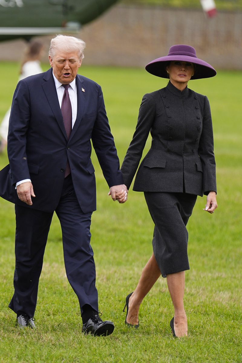 WINDSOR, ENGLAND - SEPTEMBER 17: U.S. President Donald Trump and First Lady Melania Trump arrive for a state visit at Windsor Castle on September 17, 2025 in Windsor, England. (Photo by Aaron Chown - WPA Pool/Getty Images)