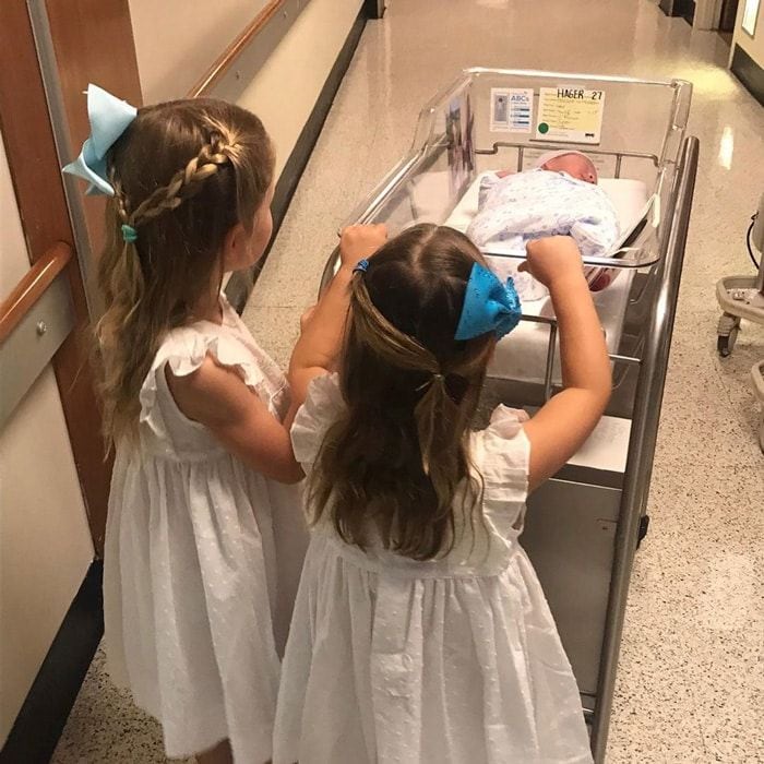 Jenna Bush Hagers daughters meet newborn baby brother Hal