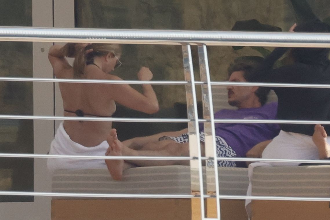 Jennifer Aniston and Pedro Pascal have been friends for some time now