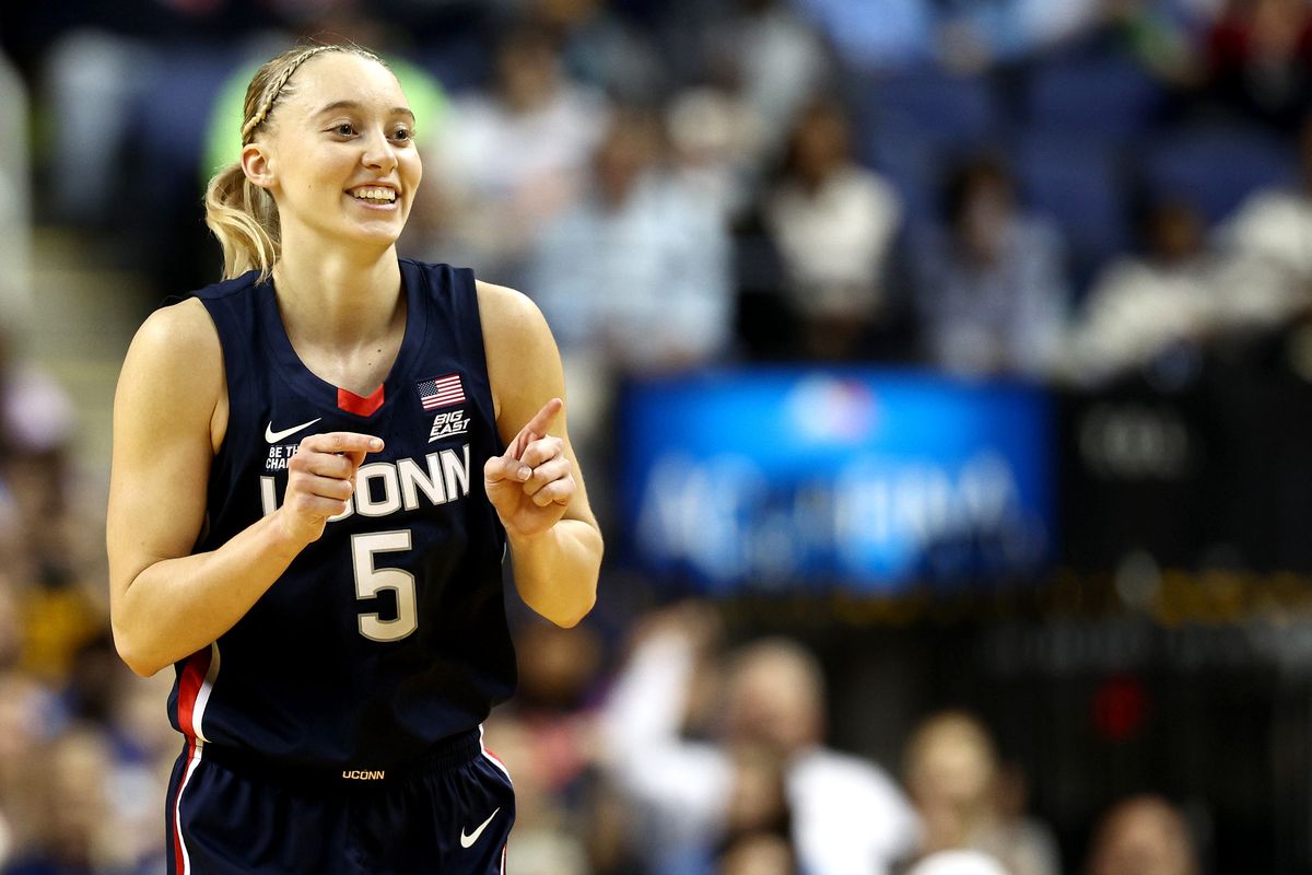 Paige Bueckers #5 of the UConn Huskies reportedly got an invitation 