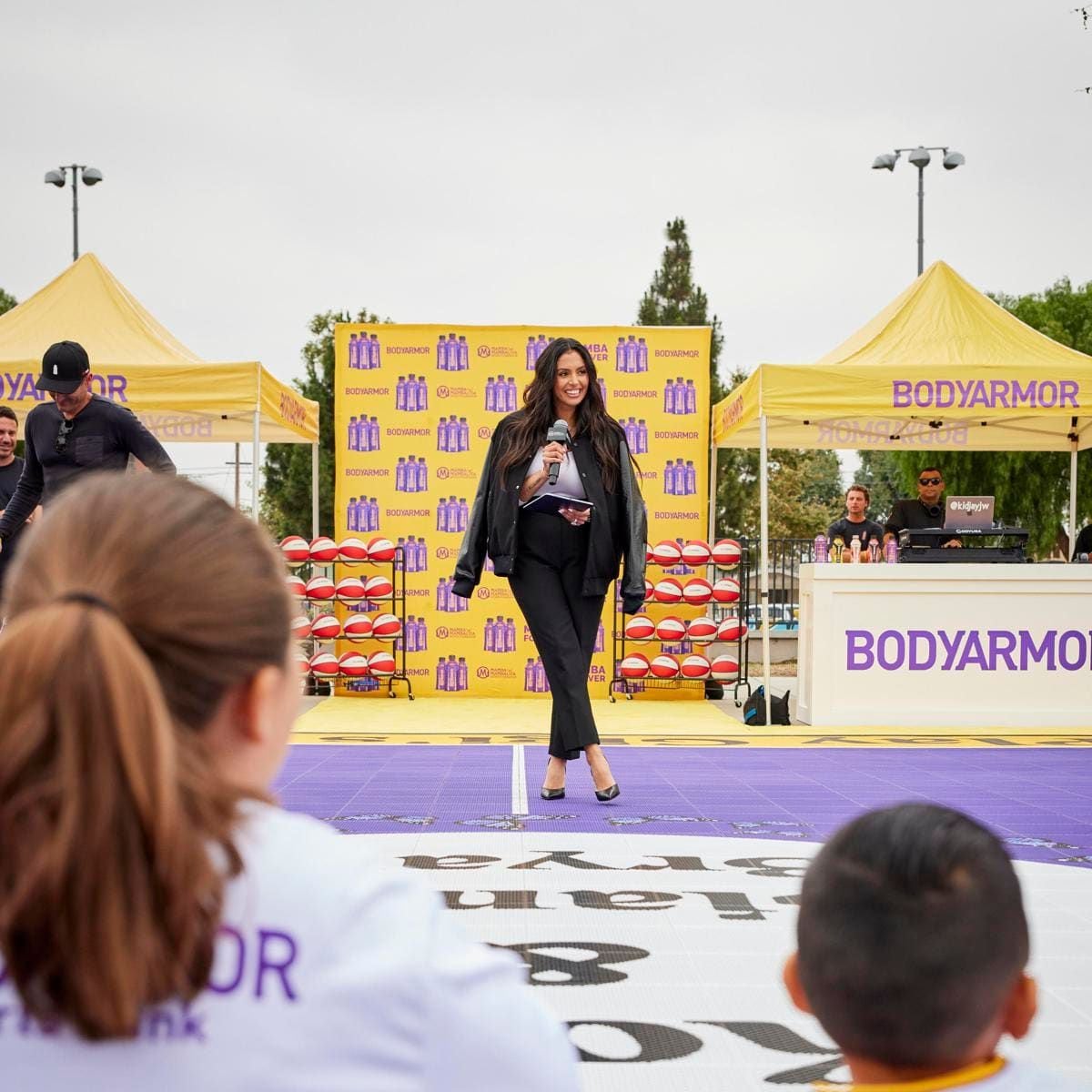 Vanessa Bryant Unveils LA Basketball Court