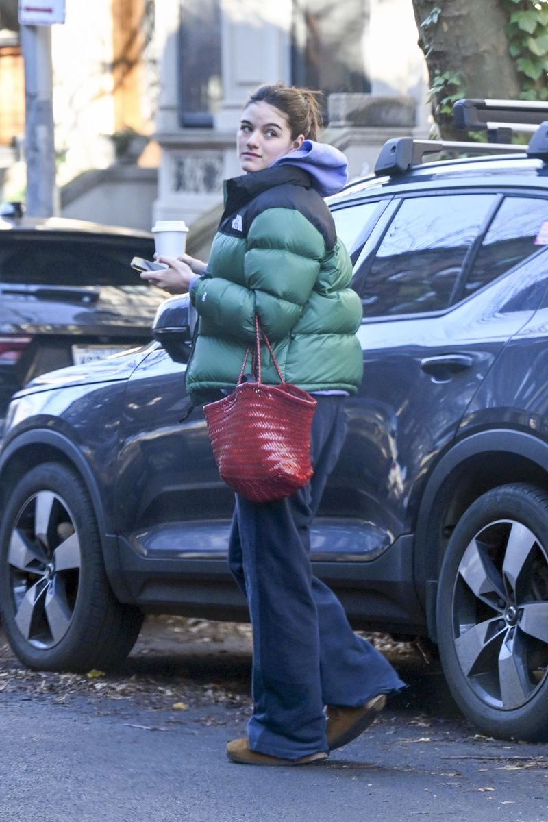 Katie Holmes was spotted doing some last-minute Christmas shopping at Choplet Shop and Gallery in Brooklyn with Suri Cruise.