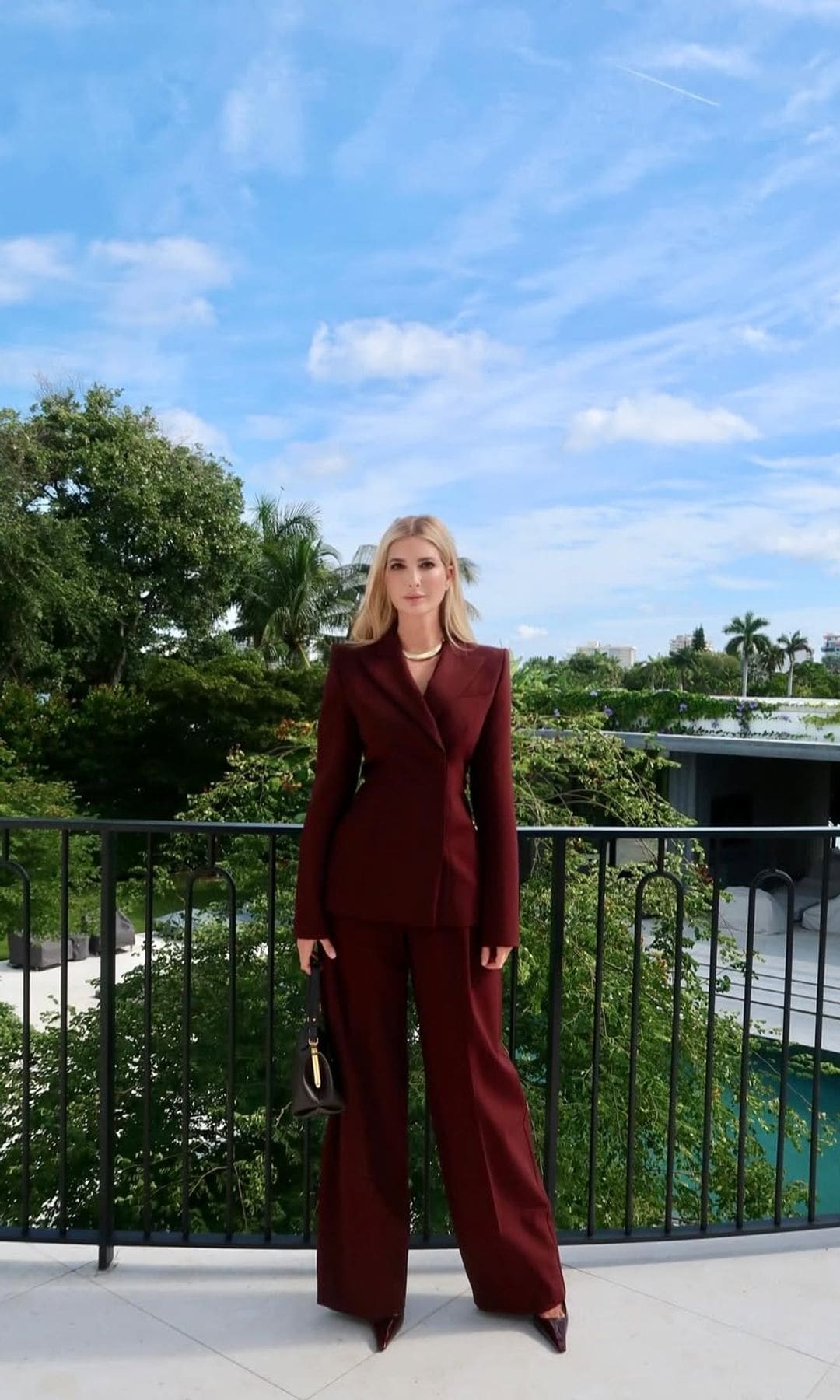 Ivanka wore a stylish burgundy oversized suit