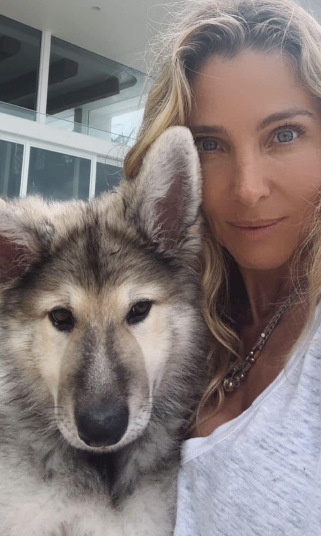 Elsa Pataky and her adorable German Shephard
