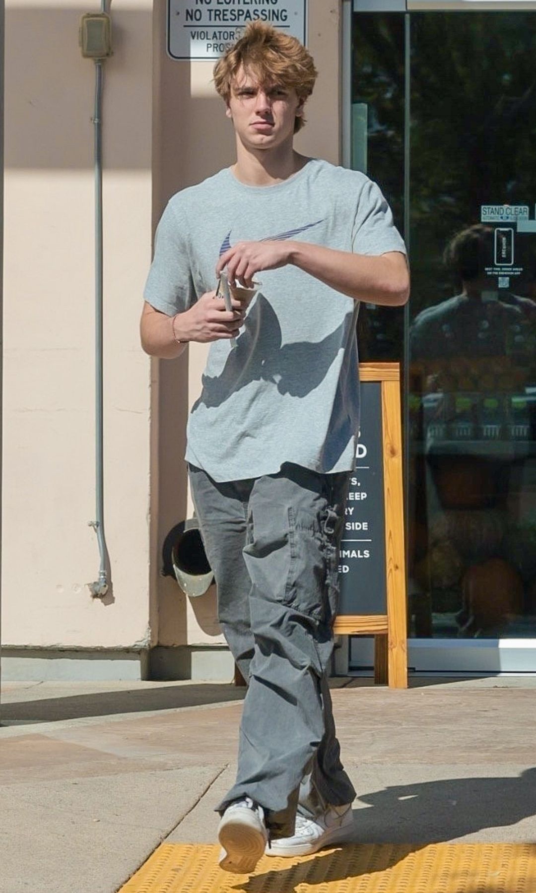 the-real-reason-britney-spears-son-sean-preston-dropped-federline